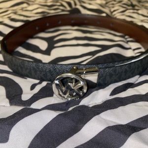 NWT Michael Kors Reversible Belt